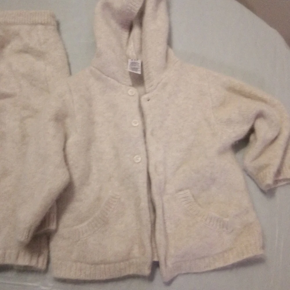 GAP NEWBORN SET